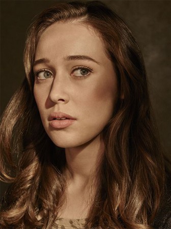 Alicia Clark (Alycia Debnam-Carey)